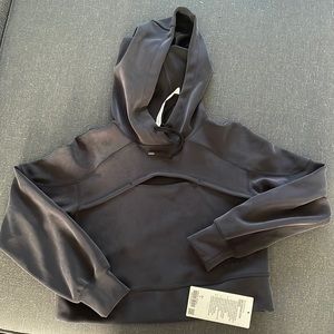 Get Centered Crop Hoodie NWT size 2